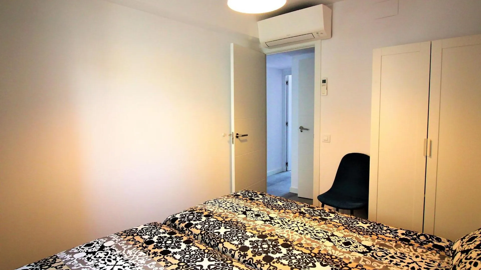 公寓 罗萨斯4075 - Puig 3-4, 2ª Linea, Completamente Renovado, Full Equip, En Pleno Centro, Vista Al Mar. Wifi - Es-258-85公寓 西班牙